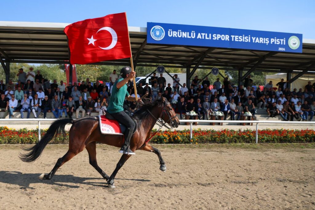 Ürünlü’de nefes kesen yarışlar