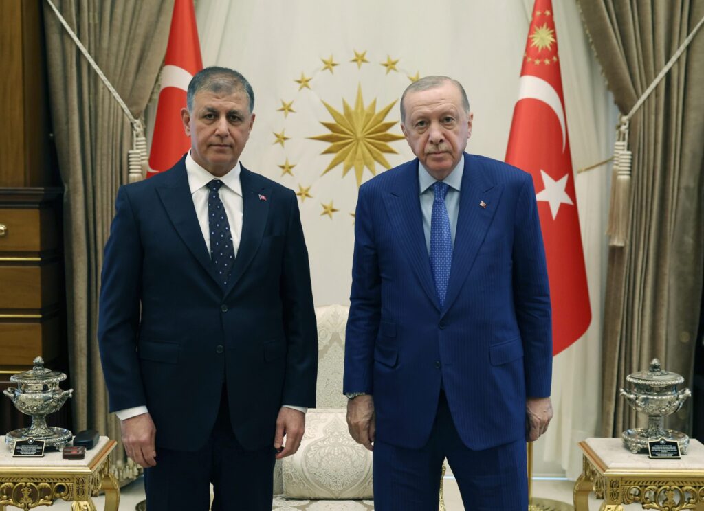 Cemil Tugay’ın AK Parti’ye Geçiş İddiaları