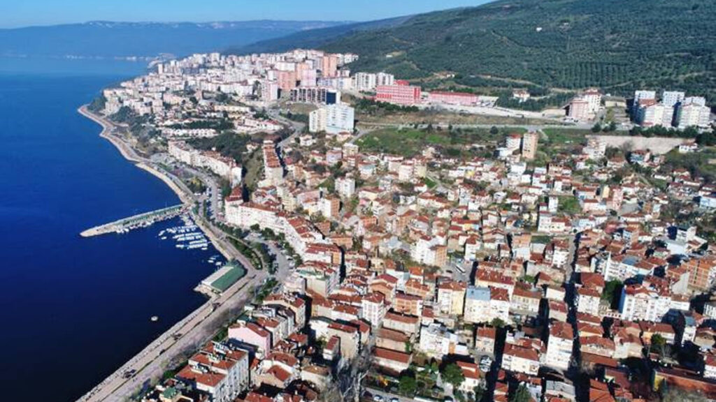 Gemlik’te gece yarısı deprem
