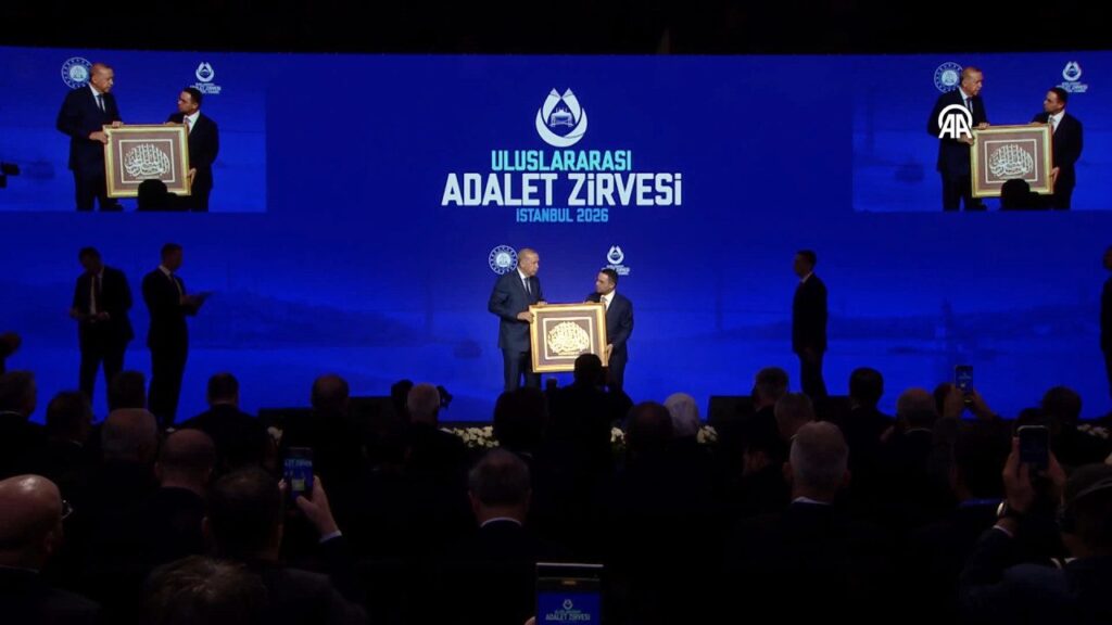 Erdoğan’dan Uluslararası Adalet Zirvesi’nde Sert Mesajlar