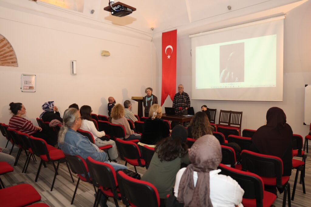 Fotoğraf sanatına ücretsiz eğitim