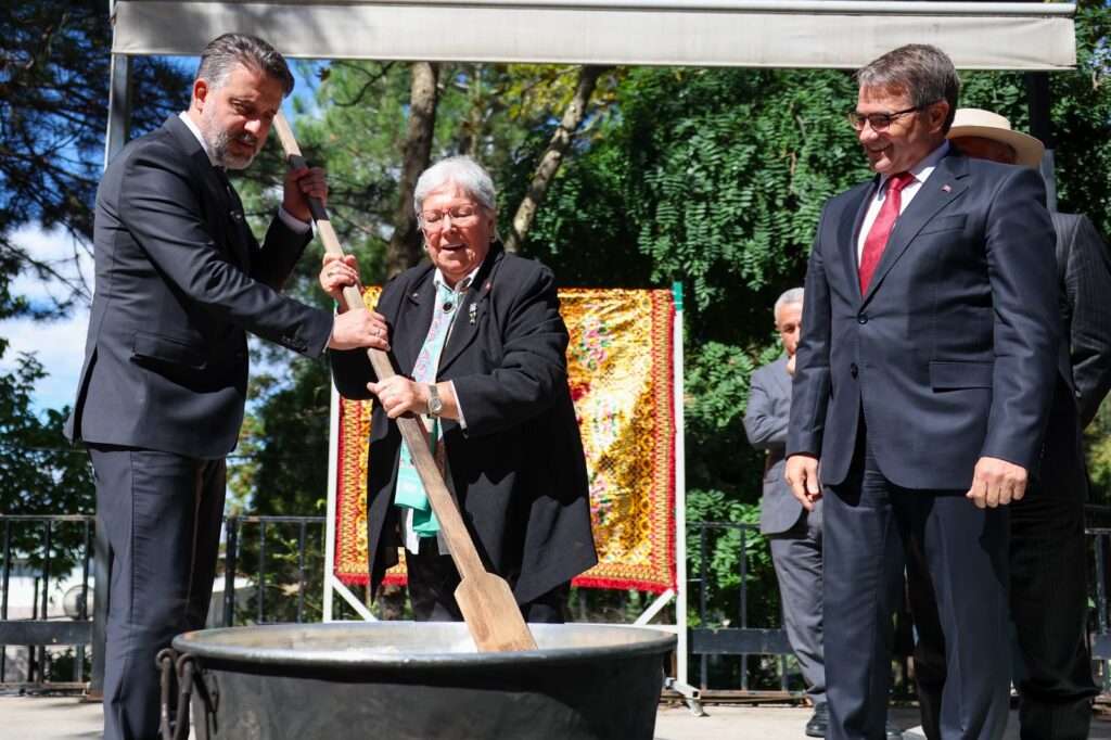 Ulu çınarlara vefa ziyareti