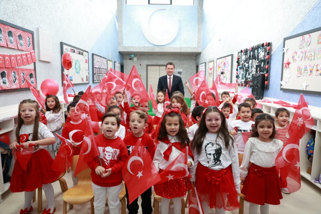 Osmangazi kreşlerinde Cumhuriyet coşkusu