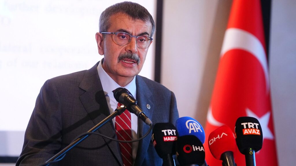 Milli Eğitim Bakanlığı Meta’ya dava açacağını açıkladı