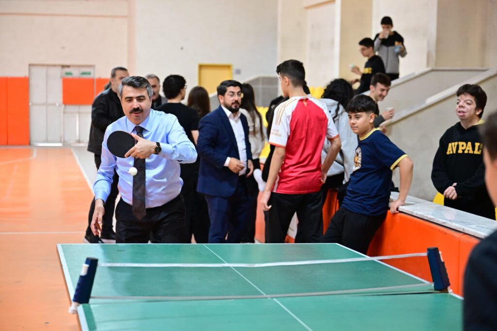 Başkan Yılmaz gençlerle buluştu