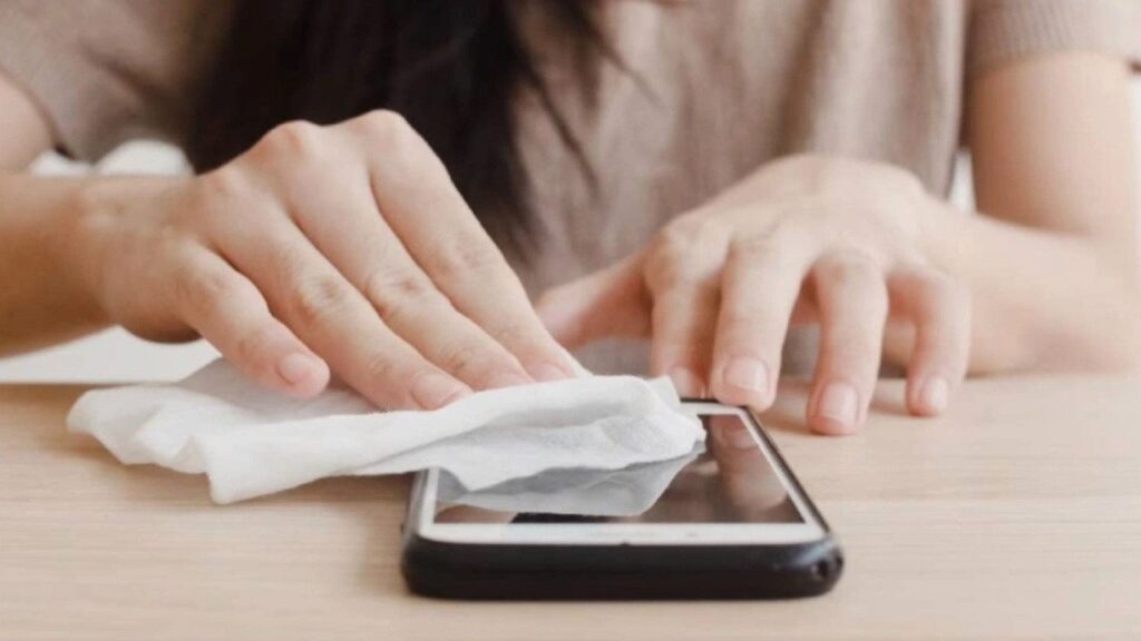 Plastik İçeren Islak Mendillere Satış Yasağı Geliyor