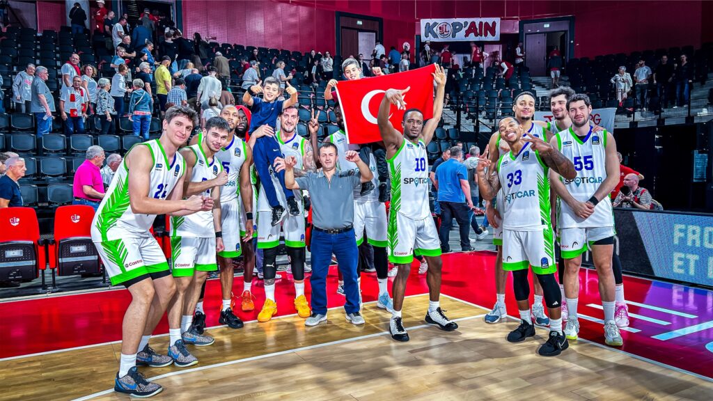 Tofaş grupta liderliğe uçtu
