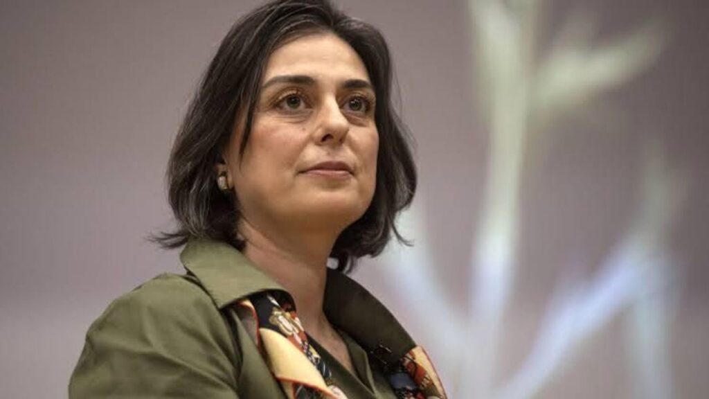 Üsküdar belediye başkanı sinem dedetaş tahliye edildi