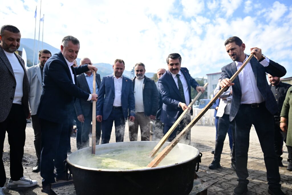Yıldırım’da asırlık bereket sofrası