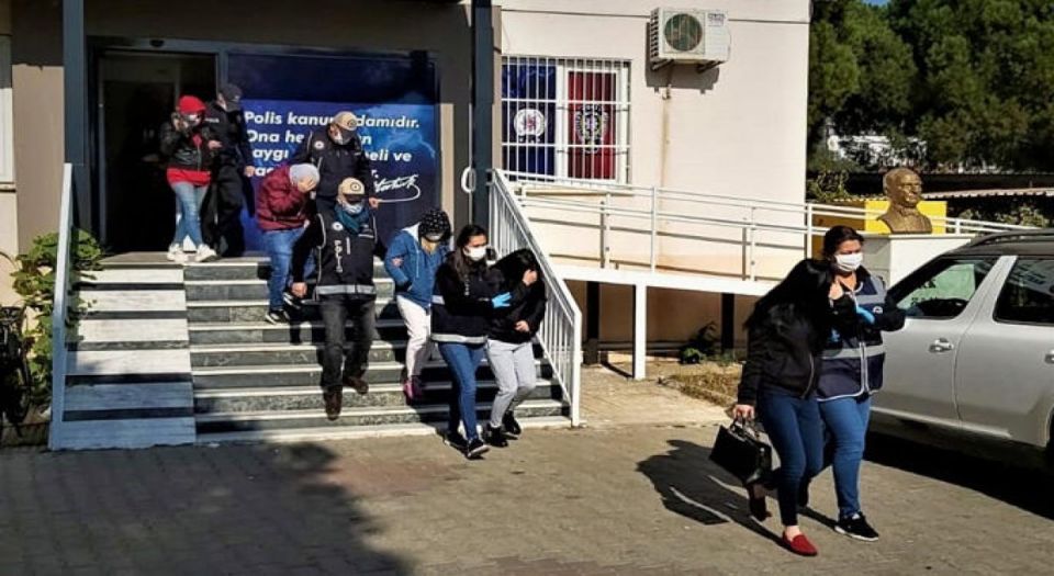 Denizli’de fuhuş ve kumardan 11 kişiye para cezası