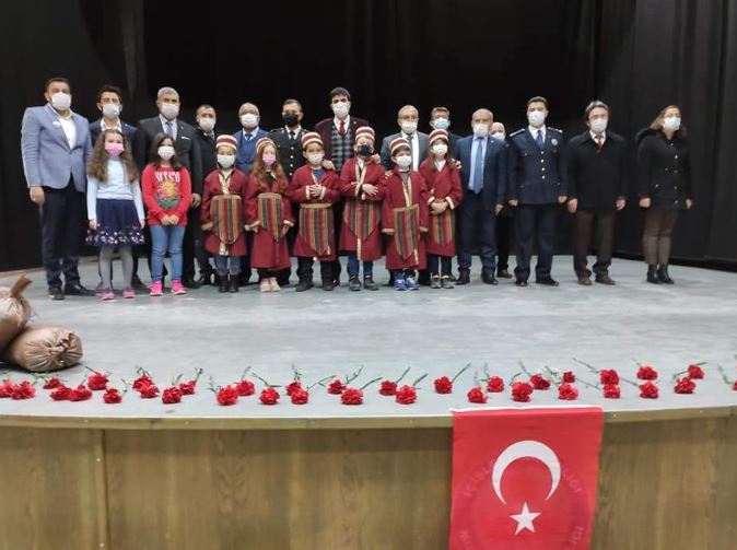 Kırşehir’de ahi çocuklar şed kuşandı
