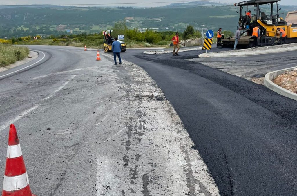 Gebze Tavşanlı’da yol konforu arttırılıyor