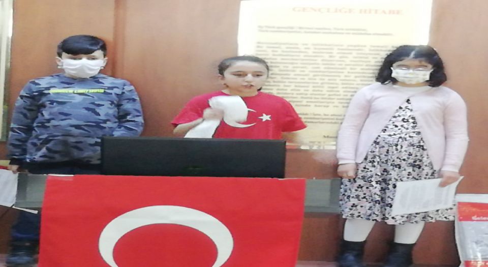 Sivas’ta Rauf Orbay öğrencileri İstiklal Marşını okudu