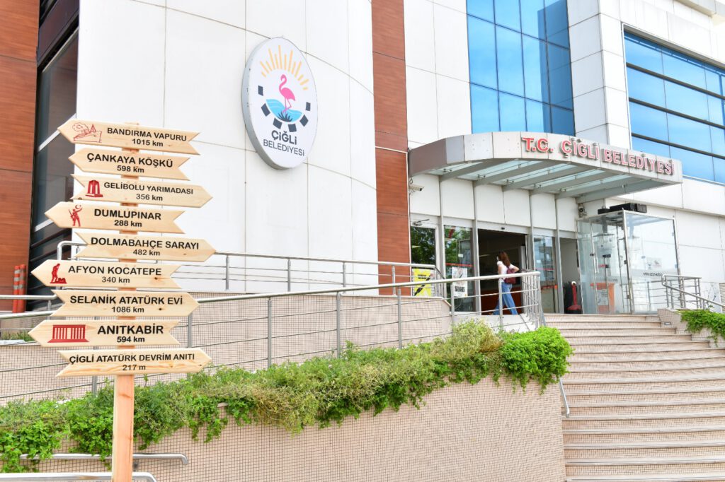 İzmir’de Çiğli Belediyesi’nin üç projesine hibe desteği