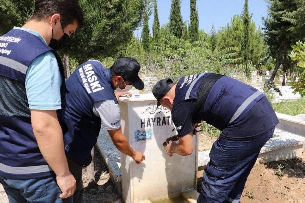 MASKİ mezarlık çeşmelerine özel bakım yaptı