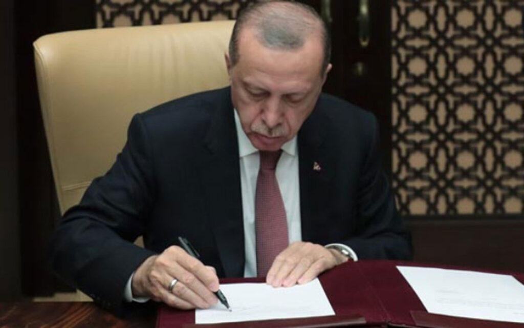 Cumhurbaşkanı Erdoğan, Dışişleri Bakanlığı’na yapılan atamaları imzaladı