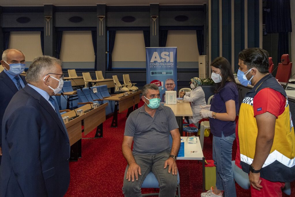 Kayseri Büyükşehir’den aşı seferberliği