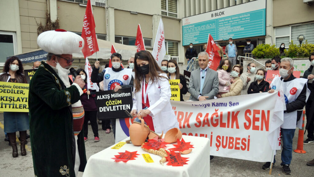Türk Sağlık-Sen’den Kocaeli’de Nasreddin Hocalı eylem
