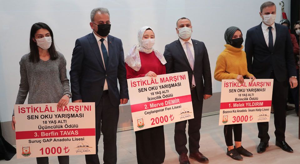 Şanlıurfa’da ‘İstiklal Marşı’nı Sen Oku’nun yarışmacıları ödüllendirildi