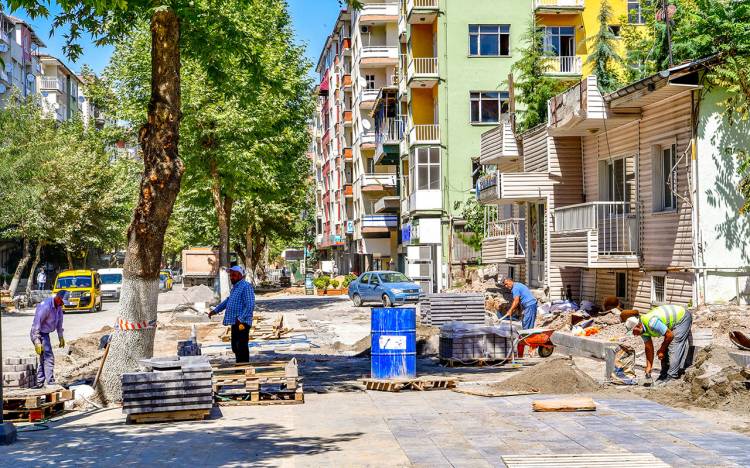 Malatya’da Sivas Caddesi yenileniyor