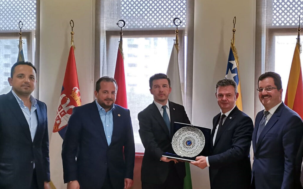 Bosna Hersek Büyükelçisi’nde Bursa’da RUMELİSAD’a ziyaret