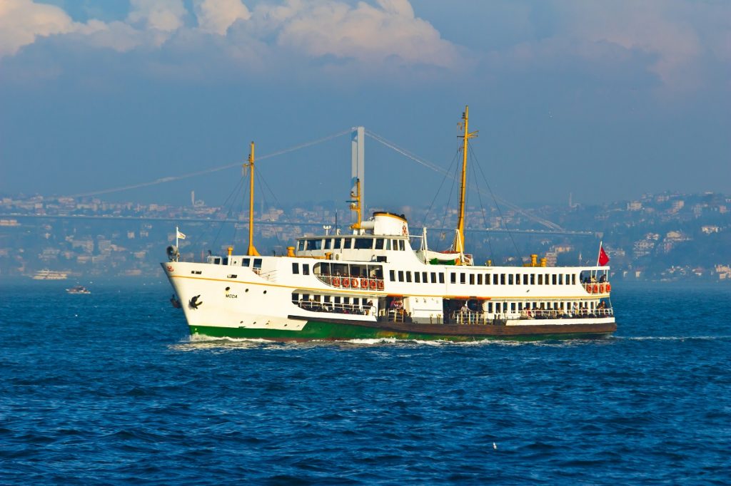 İBB’den vapurlara çocuk oyun alanı