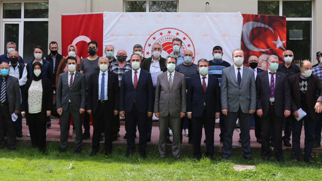 Bursa Osmangazi’de arıcılar sertifikalandı