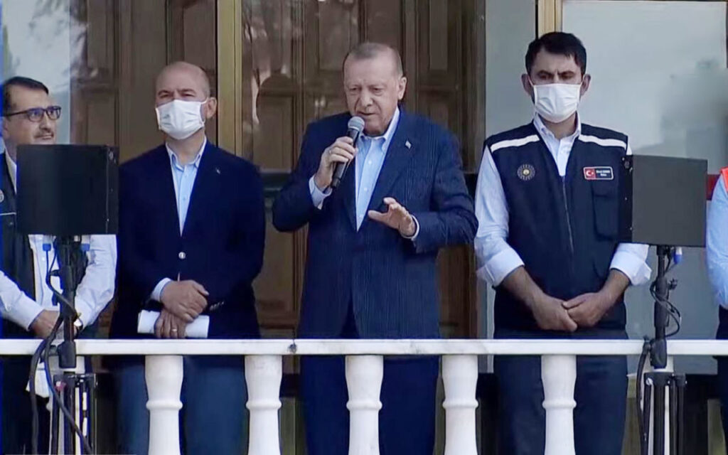 Cumhurbaşkanı Erdoğan Kastamonu’da… “Bu afetleri de birlikte aşacağız”