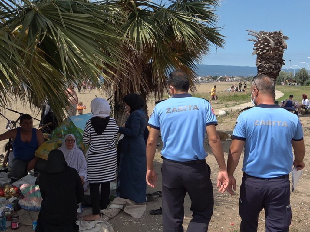 Bursa Gemlik’te kumsallarda usulsüz işgale geçit yok