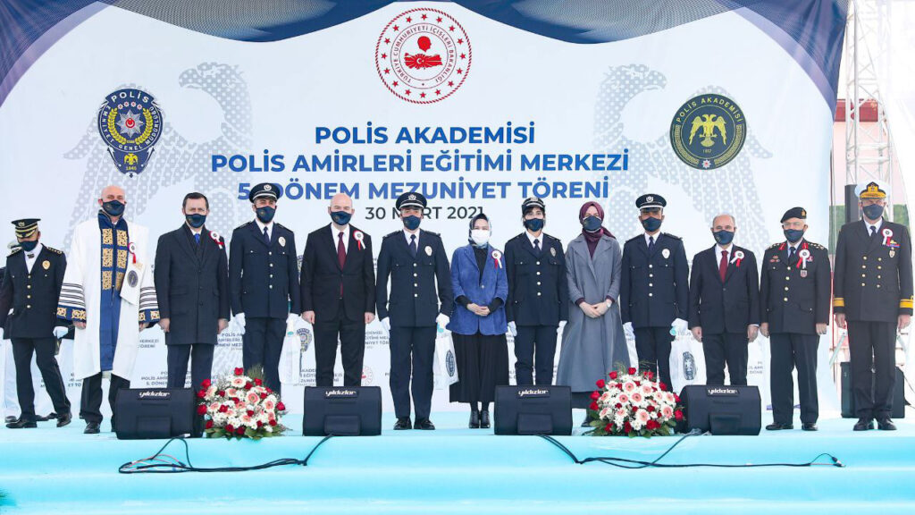 Polis Akademisi’nde 5. dönem mezunlar yemin etti