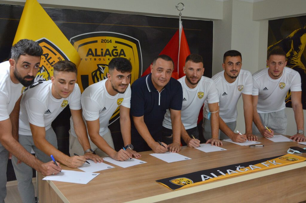 İzmir Aliağaspor FK transfere hızlı girdi