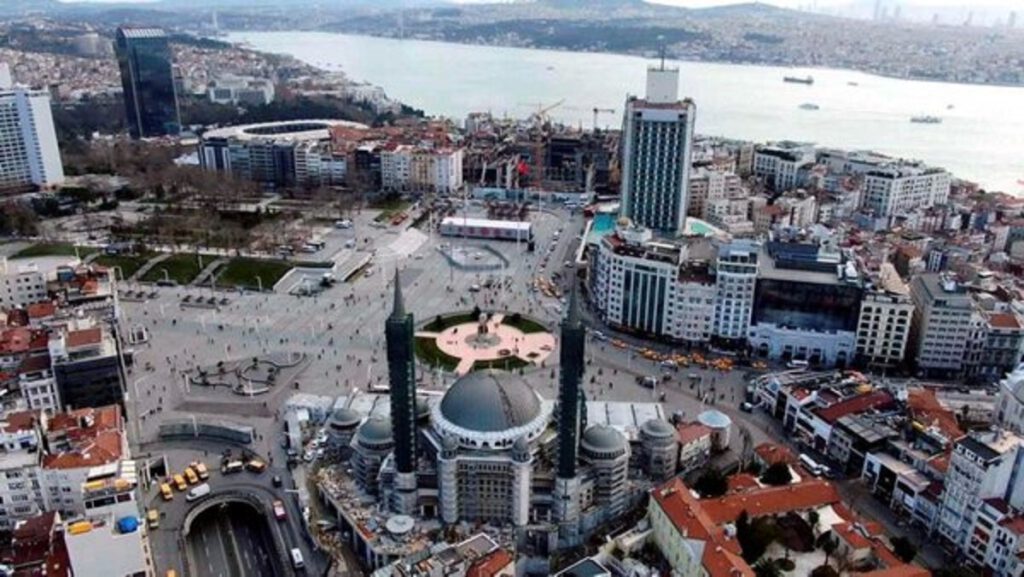 Taksim Camii yarın açılıyor